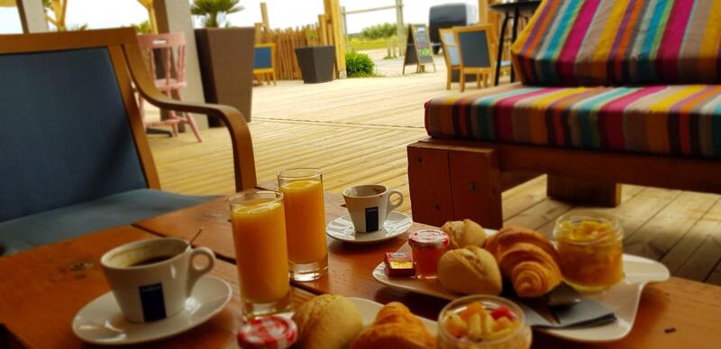 Petit déjeuner continental